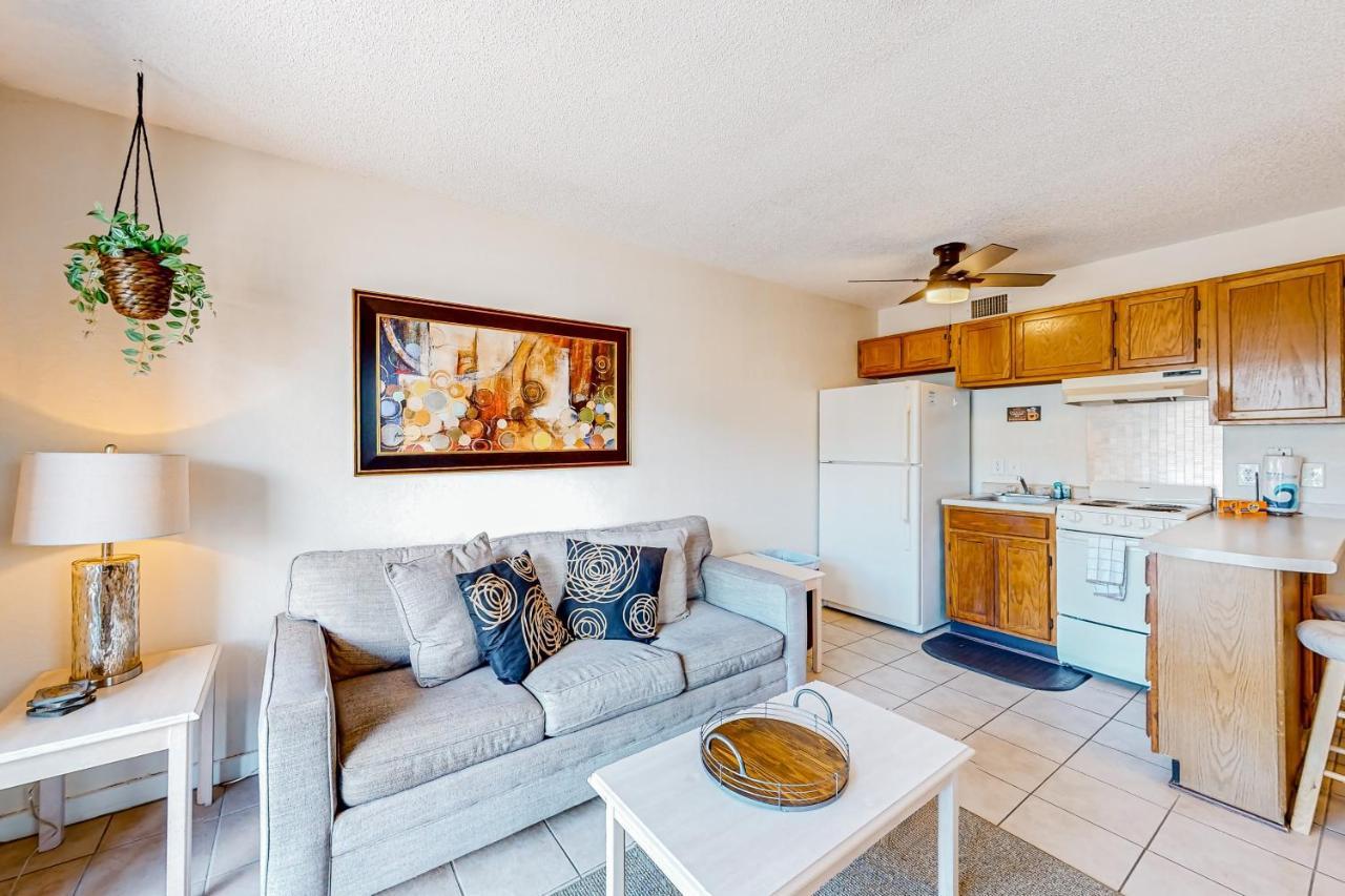Myrtle B-335 Apartment *