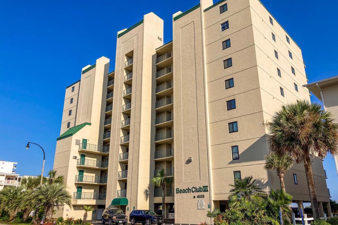 Club Iii 8-d Apartment