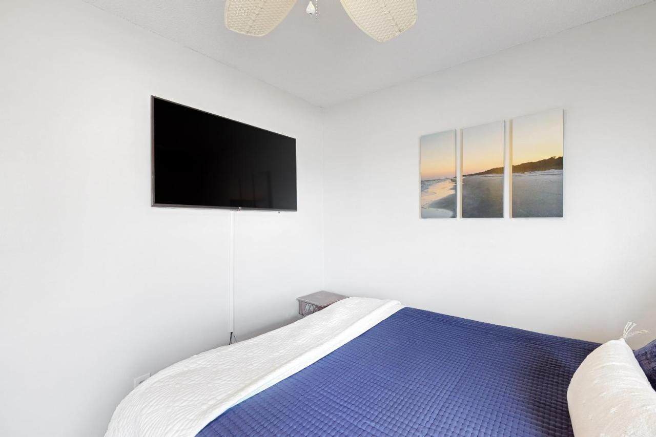 Paradise Palms Apartment *