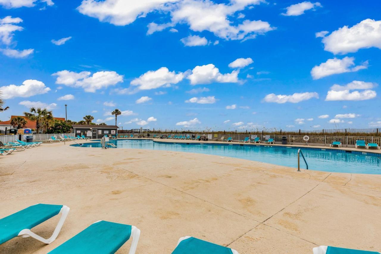 Beachy Keen, Unit 6113-d