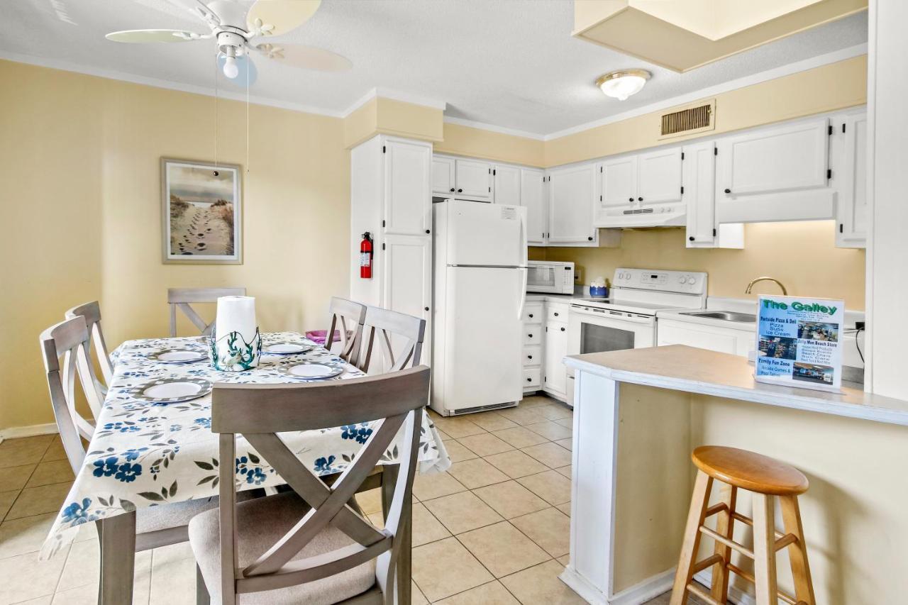 On The Beach 2 Bed 2 Bath 3rd Floor Myrtle Beach