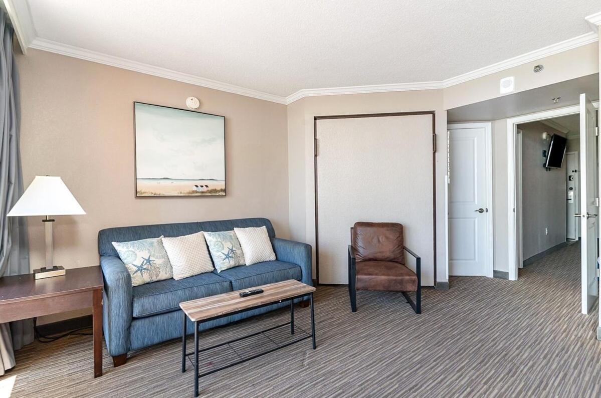 Holiday home 1br With Amazing Ocean Views!