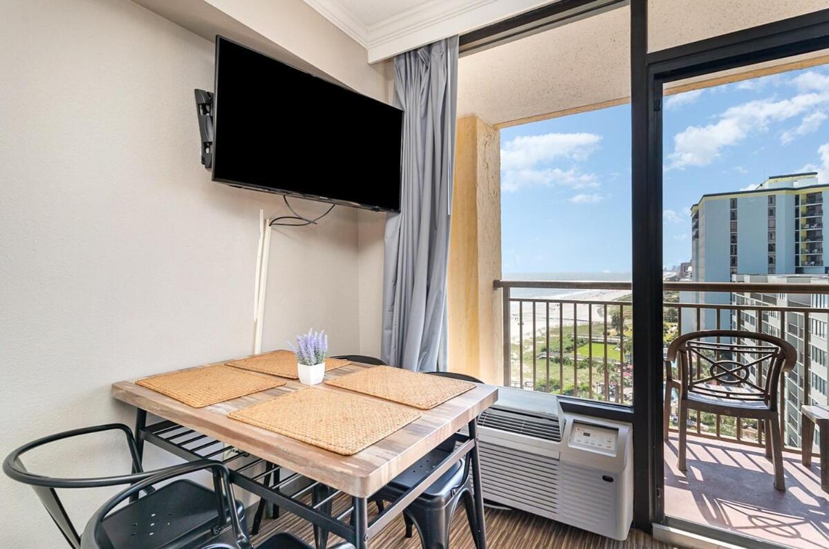 Holiday home 1br With Amazing Ocean Views! *