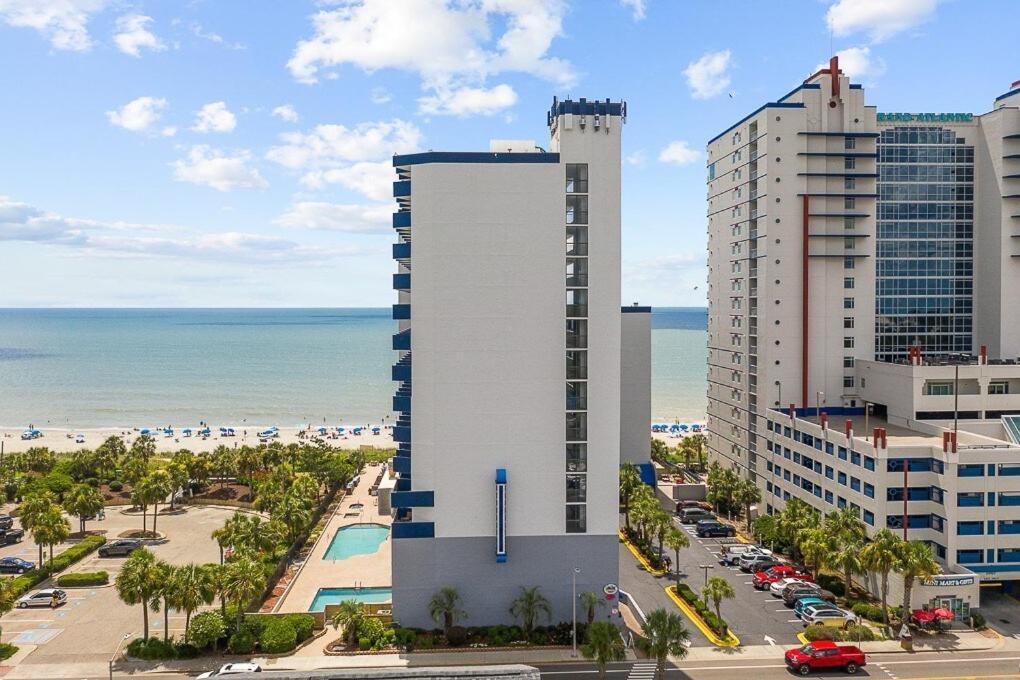 Blue Water Oceanview, 15th Floor Holiday home Myrtle Beach