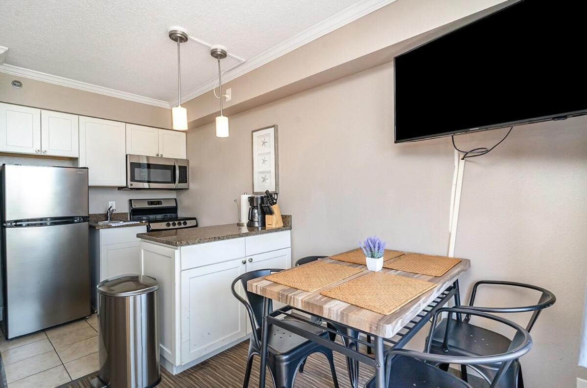 1br With Amazing Ocean Views! *