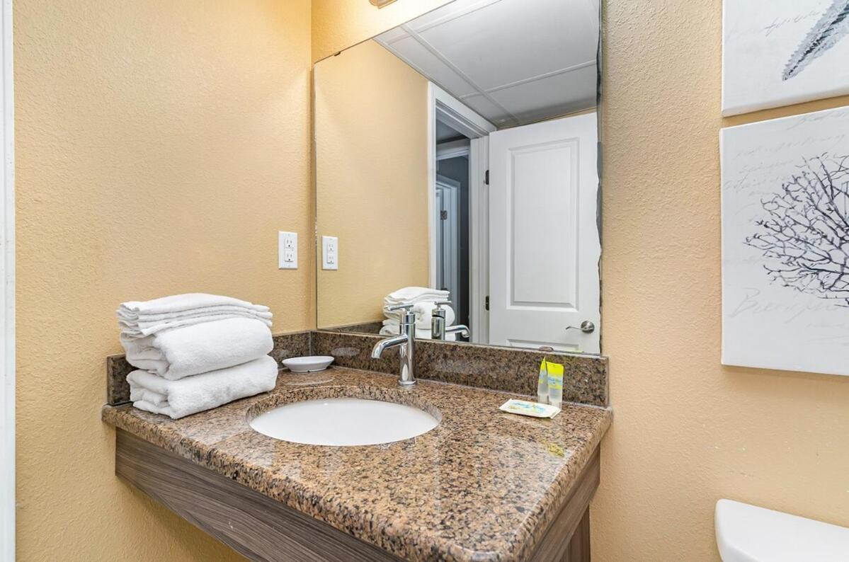 1br With Amazing Ocean Views! Holiday home