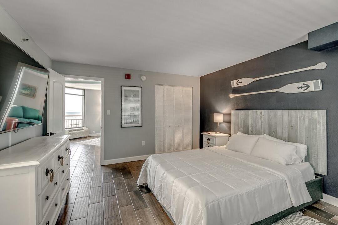 Coastal Flare,stylish 1 Bedroom Located The Northern End Of Myrtle Beach. * Myrtle Beach