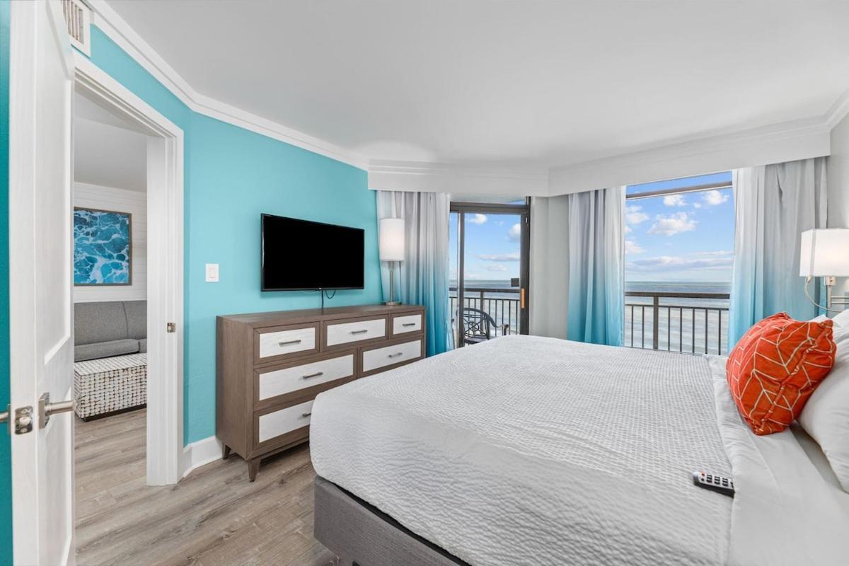 Grande Cayman, 3br Oceanfront *