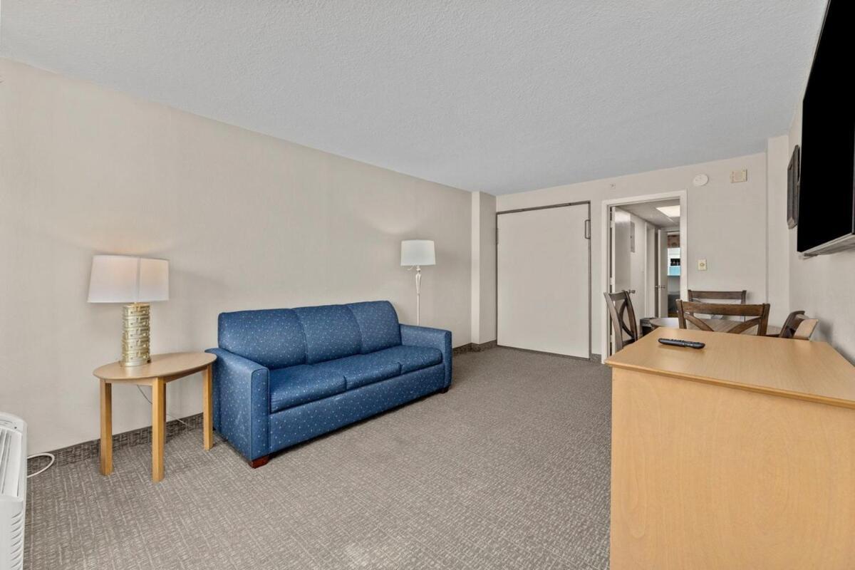 Landmark Resort, 1br Oceanfront