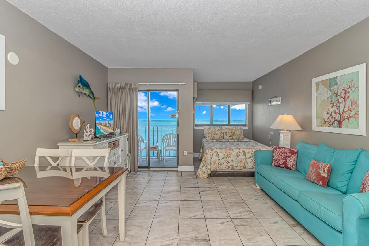 Stunning With Impeccable Oceanfront Views! Beautifully Updated - Palace 1202 Myrtle Beach