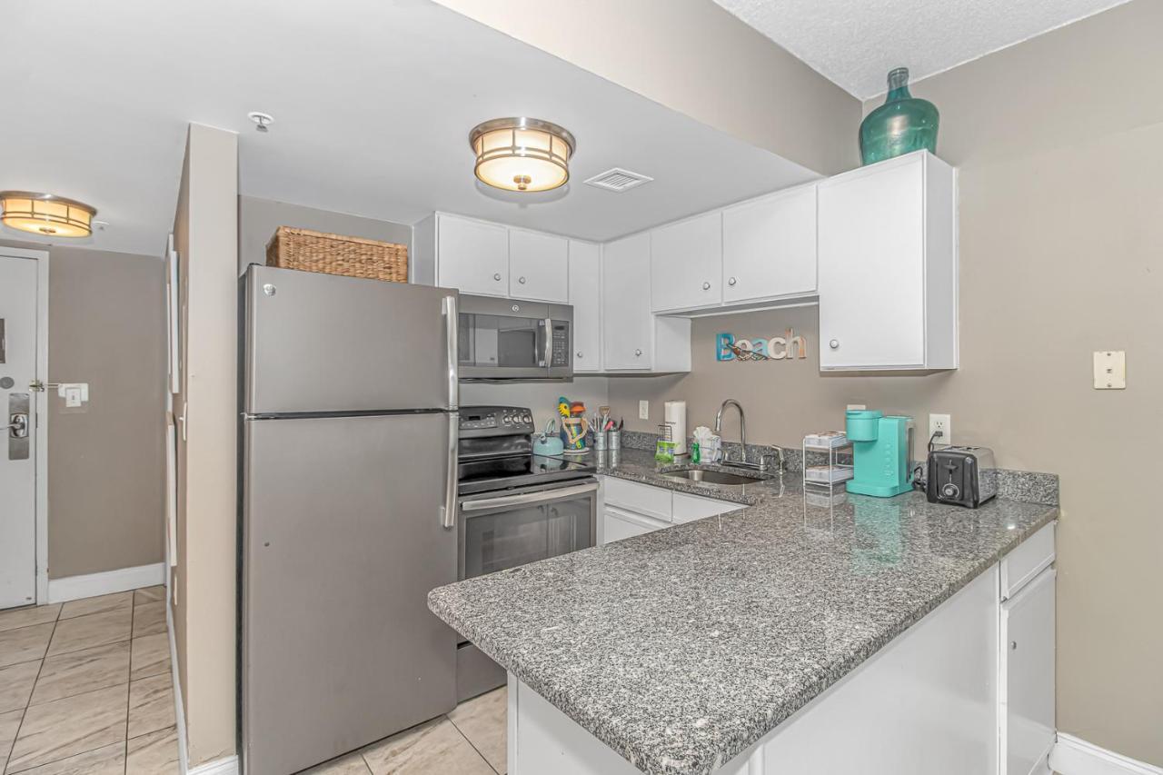 Holiday home Stunning With Impeccable Oceanfront Views! Beautifully Updated - Palace 1202 *