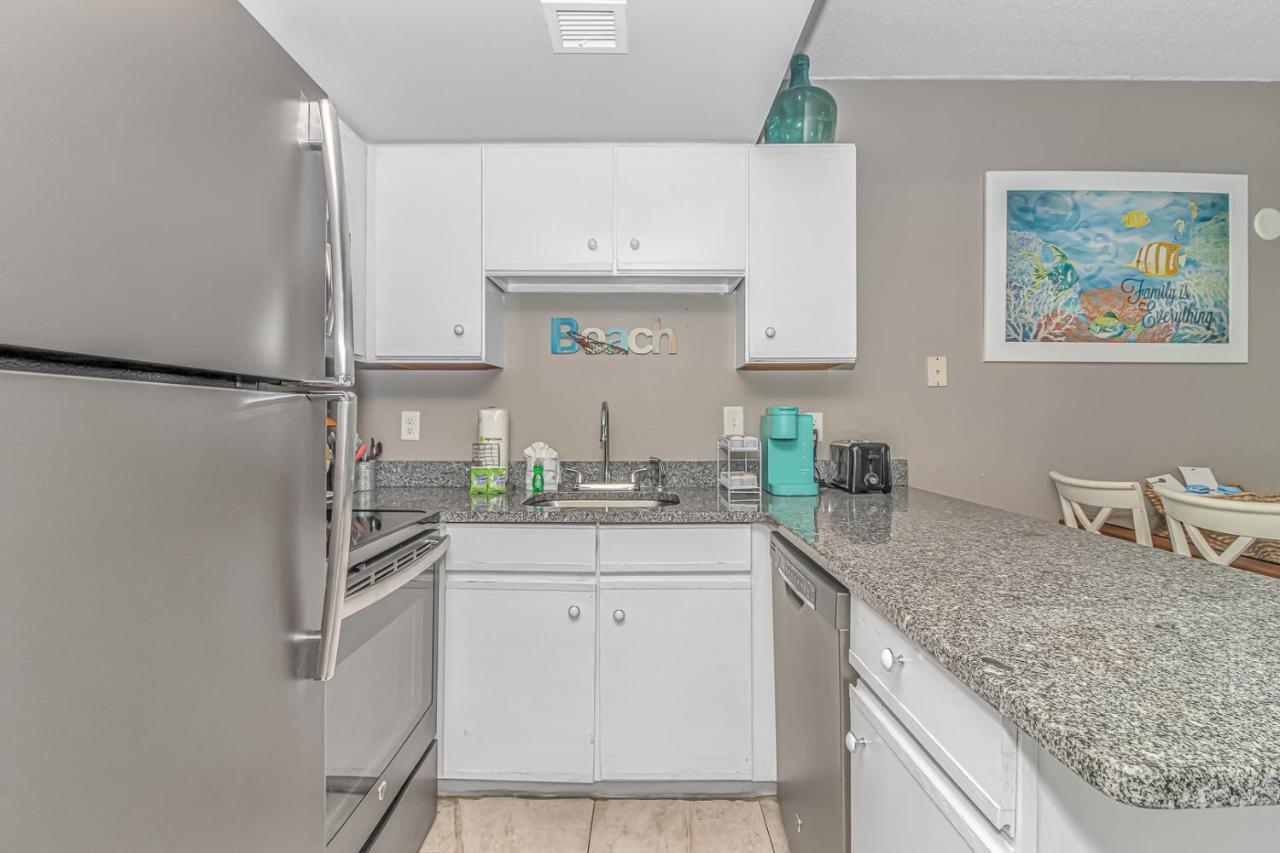 Stunning With Impeccable Oceanfront Views! Beautifully Updated - Palace 1202 Holiday home Myrtle Beach