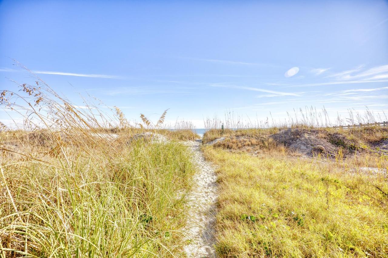 Apartment Oceanfront 3br/2ba Dog Friendly