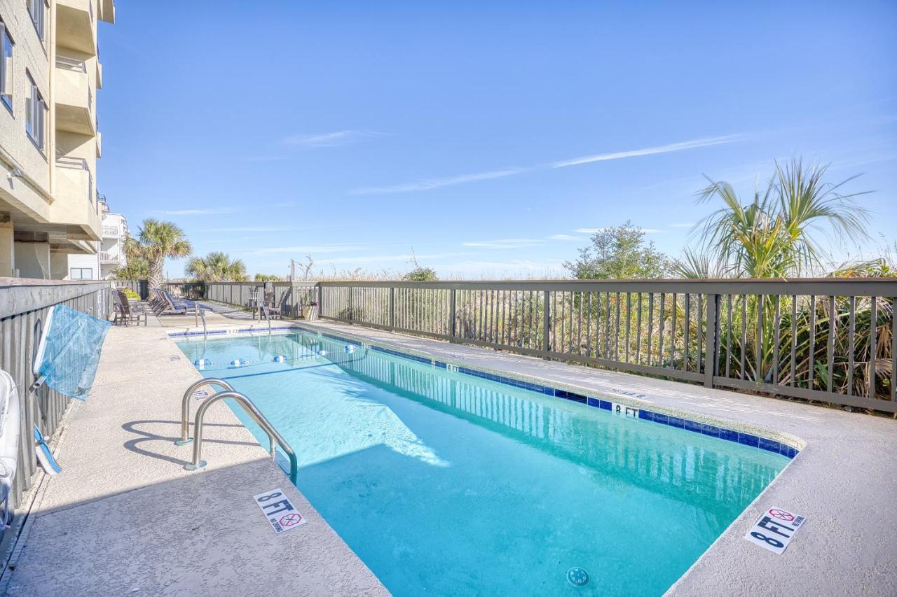 Oceanfront 3br/2ba Dog Friendly Apartment *