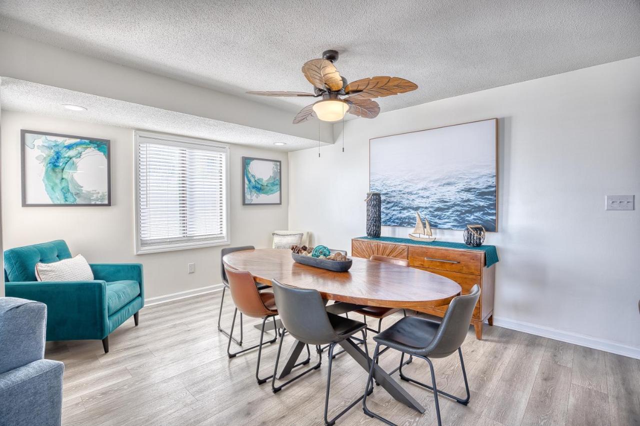 Oceanfront 3br/2ba Dog Friendly Apartment *