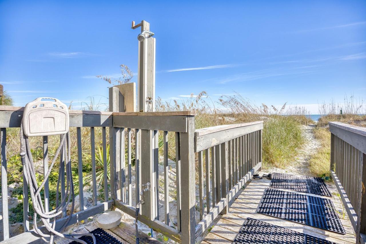 Oceanfront 3br/2ba Dog Friendly Apartment