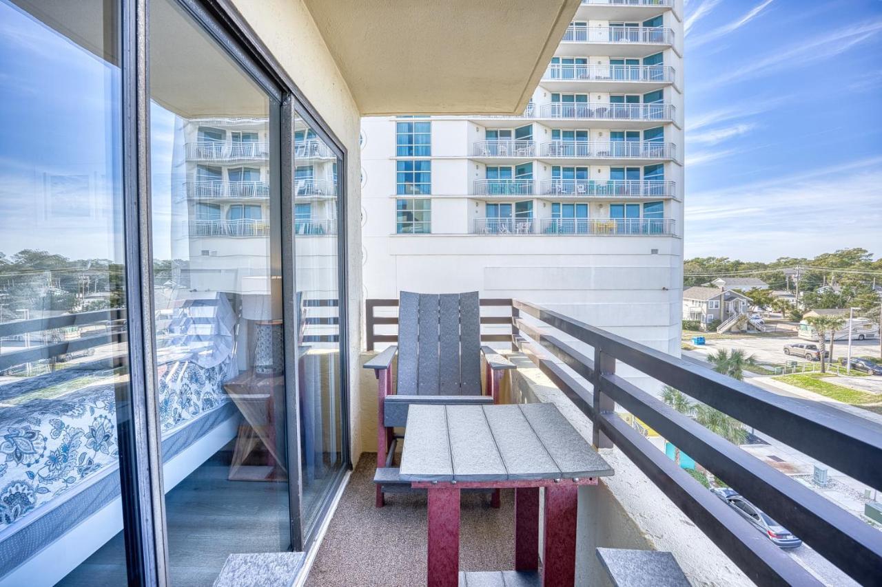 Oceanfront 3br/2ba Dog Friendly Apartment