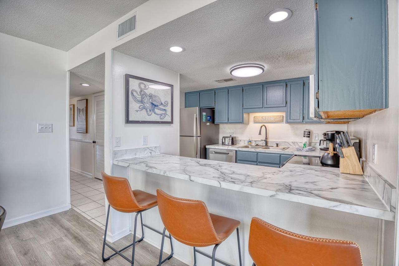 Apartment Oceanfront 3br/2ba Dog Friendly *
