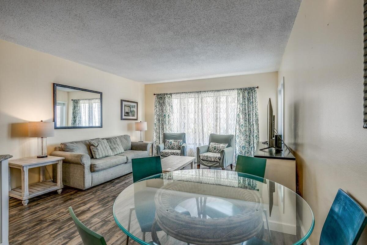 Spacious 1br Oceanview Condo, Full Kitchen, 4ppl * Myrtle Beach