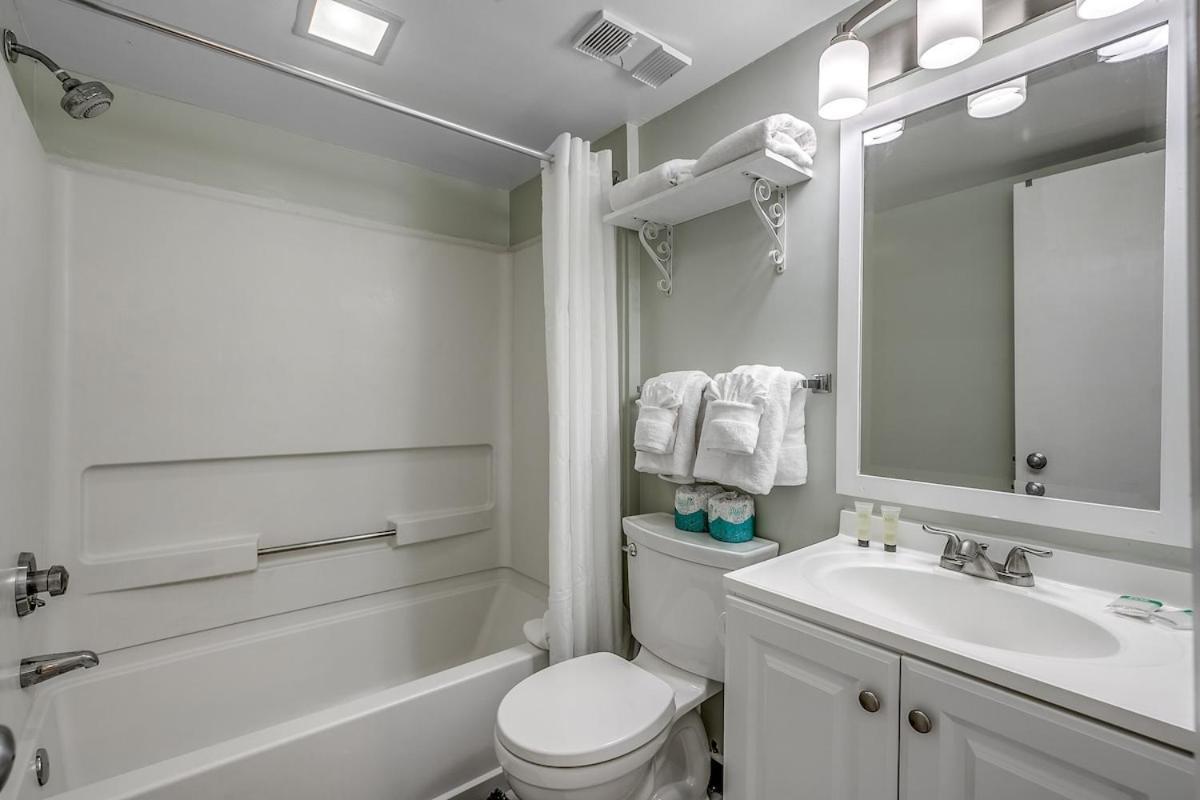 Spacious 1br Oceanview Condo, Full Kitchen, 4ppl Myrtle Beach
