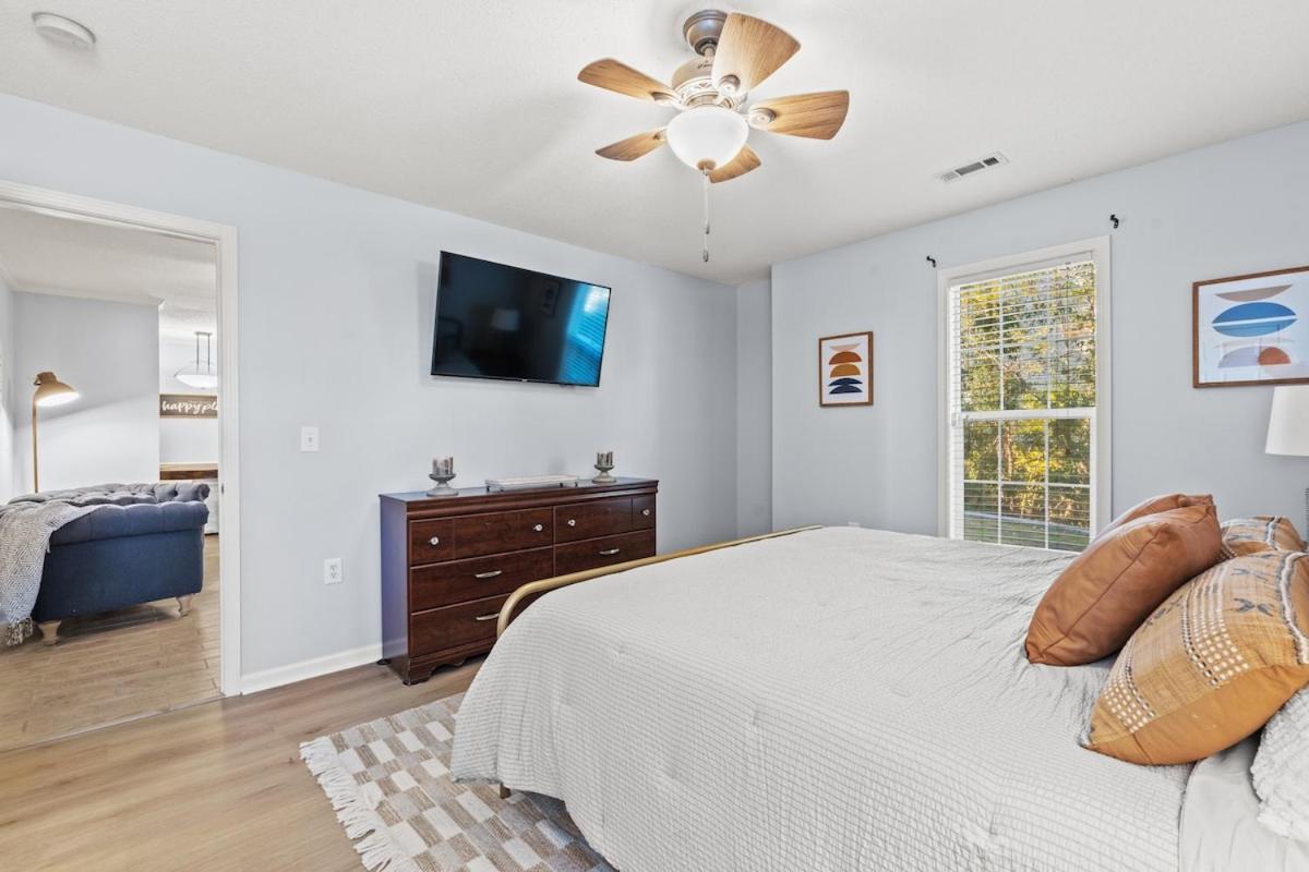 Coastal Living At Its Best! Apartment *