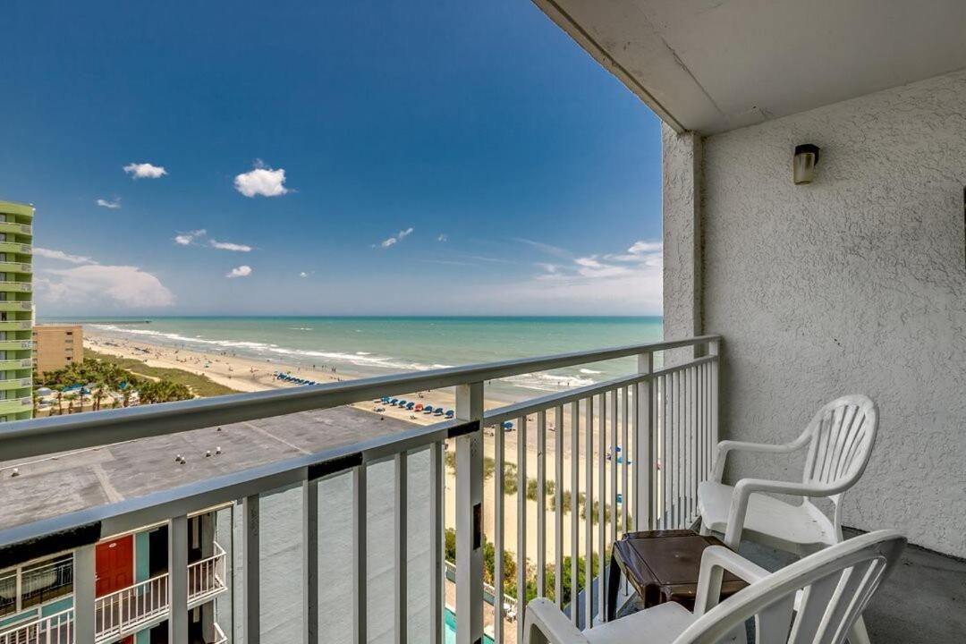 Couples Apartment *