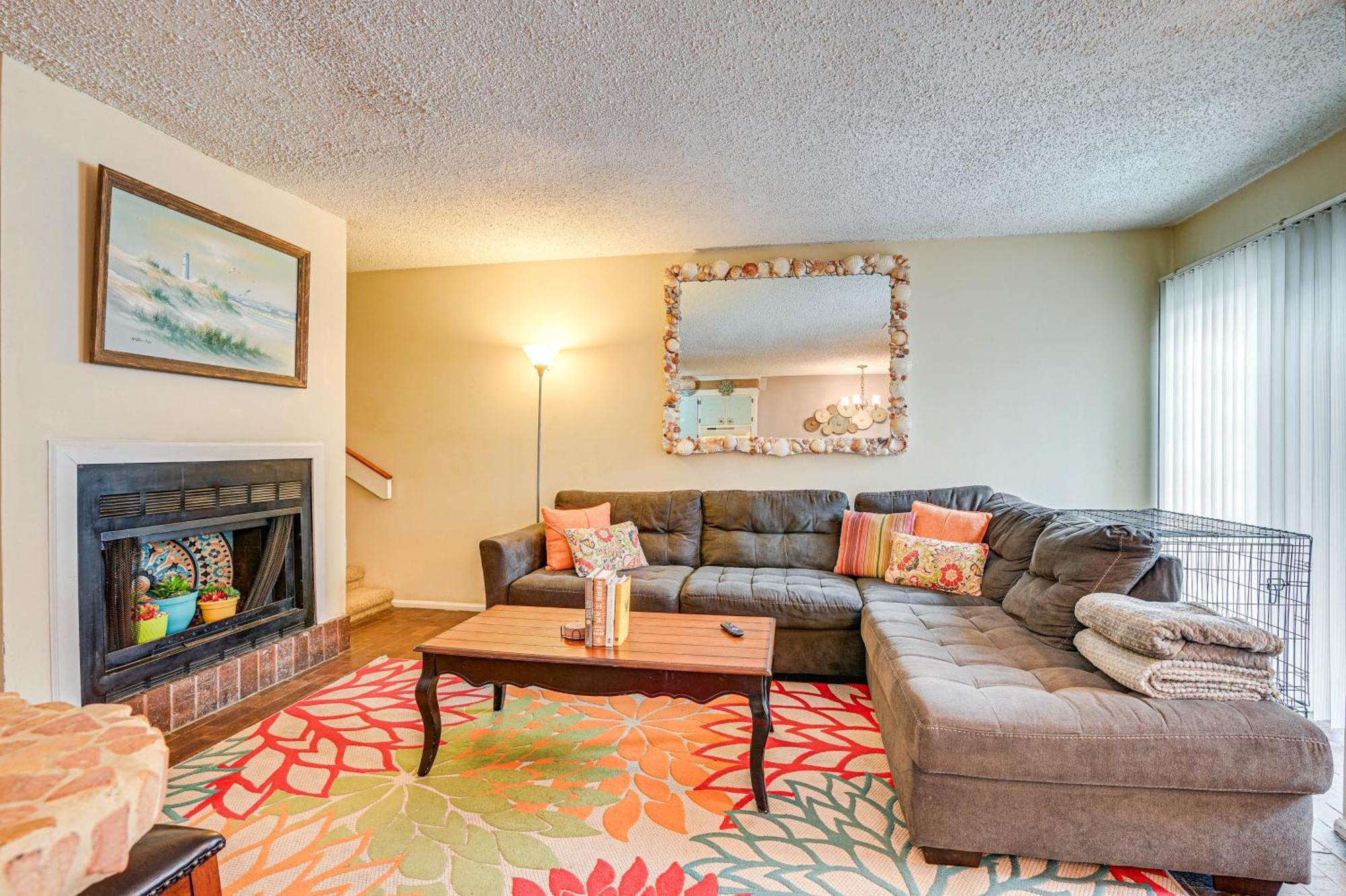 Bohemian Retreat - 2 Blocks To Ocean!