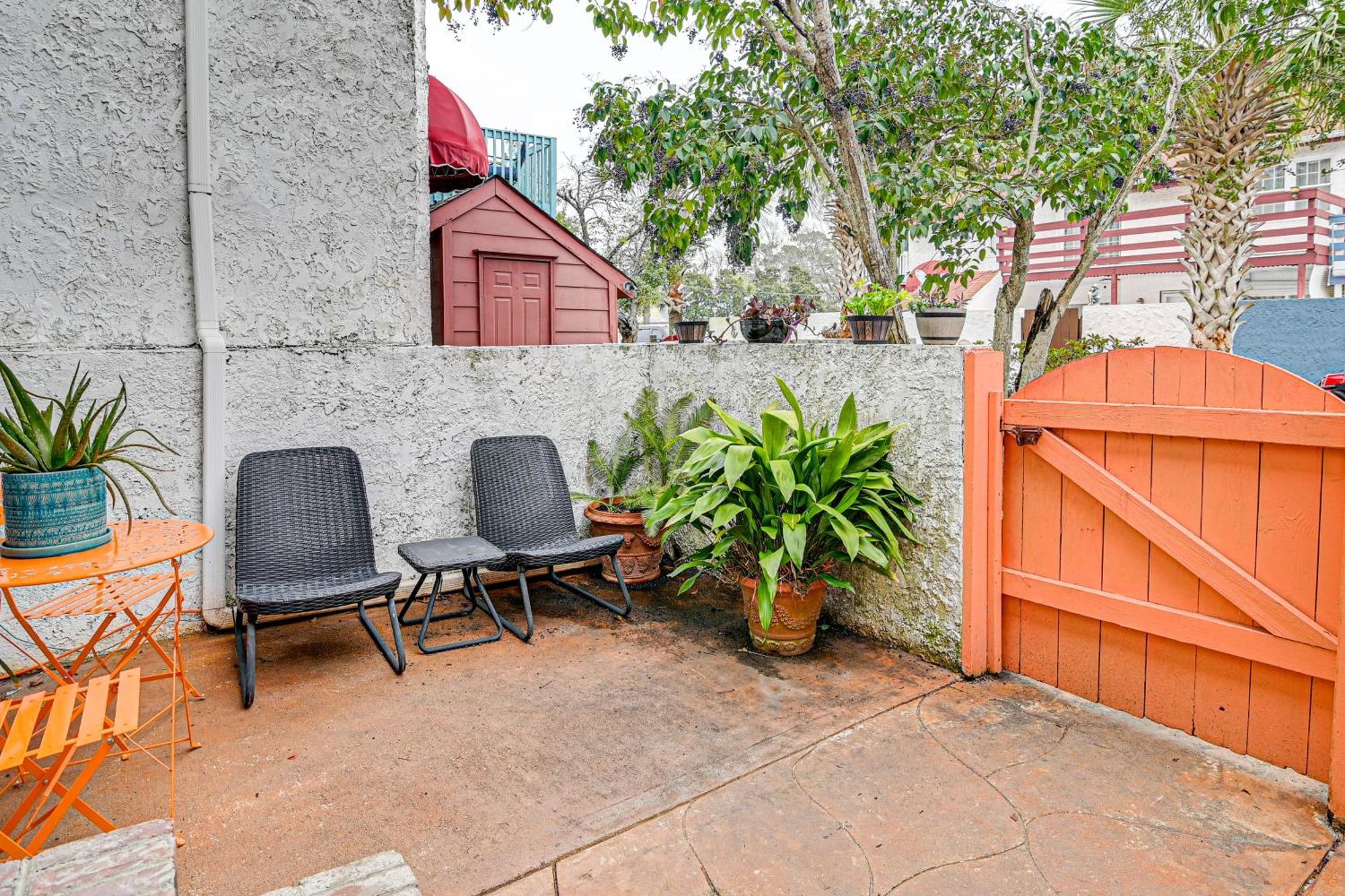 Bohemian Retreat - 2 Blocks To Ocean! Holiday home *