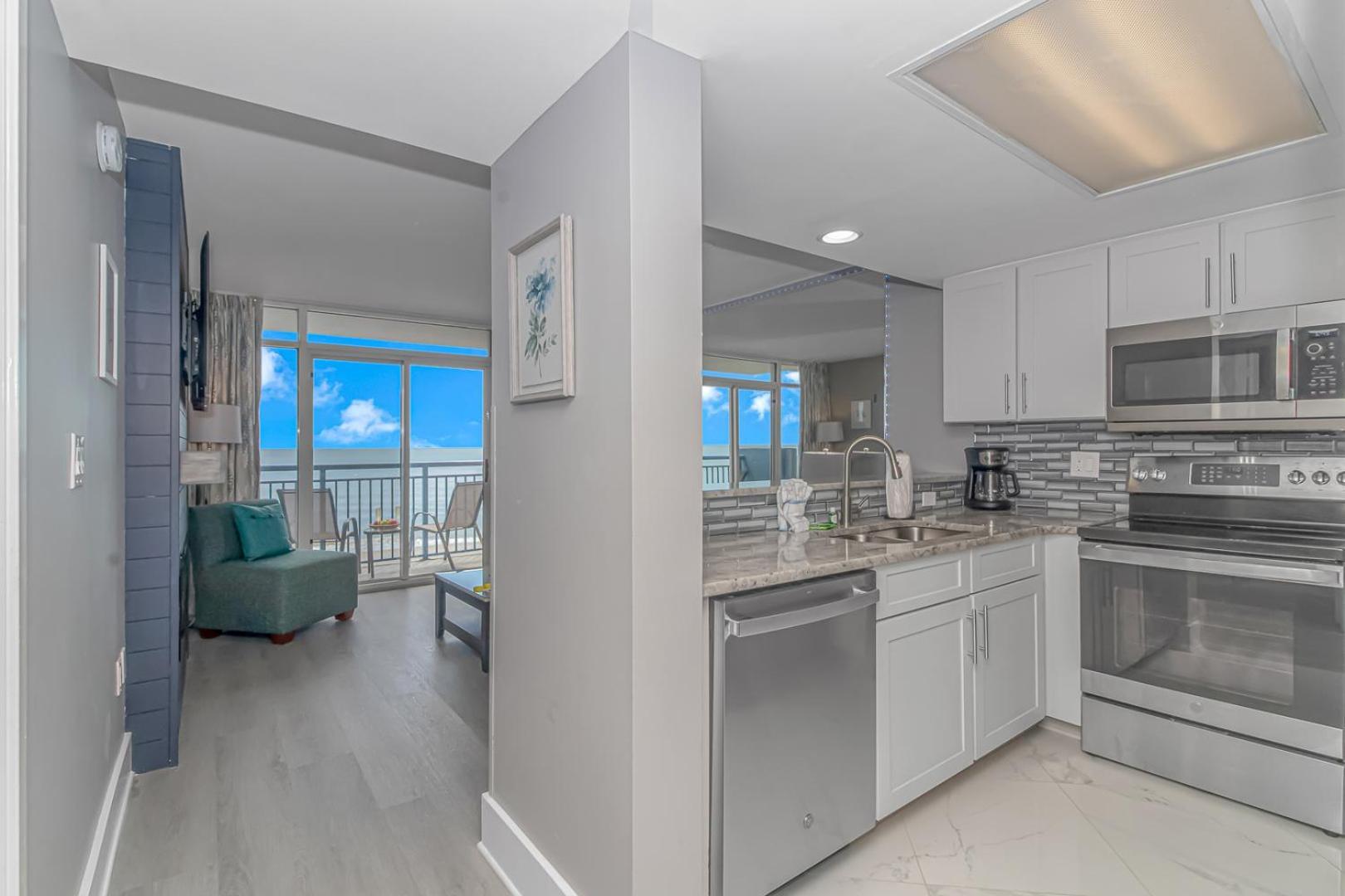 Newly Renovated, Oceanfront, 2 Bedroom - Atlantica 452 Holiday home *