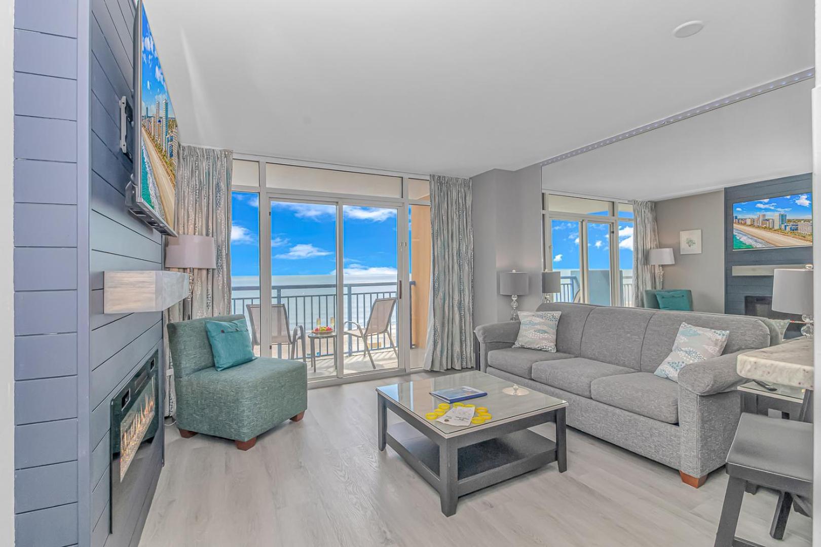 Newly Renovated, Oceanfront, 2 Bedroom - Atlantica 452 Holiday home