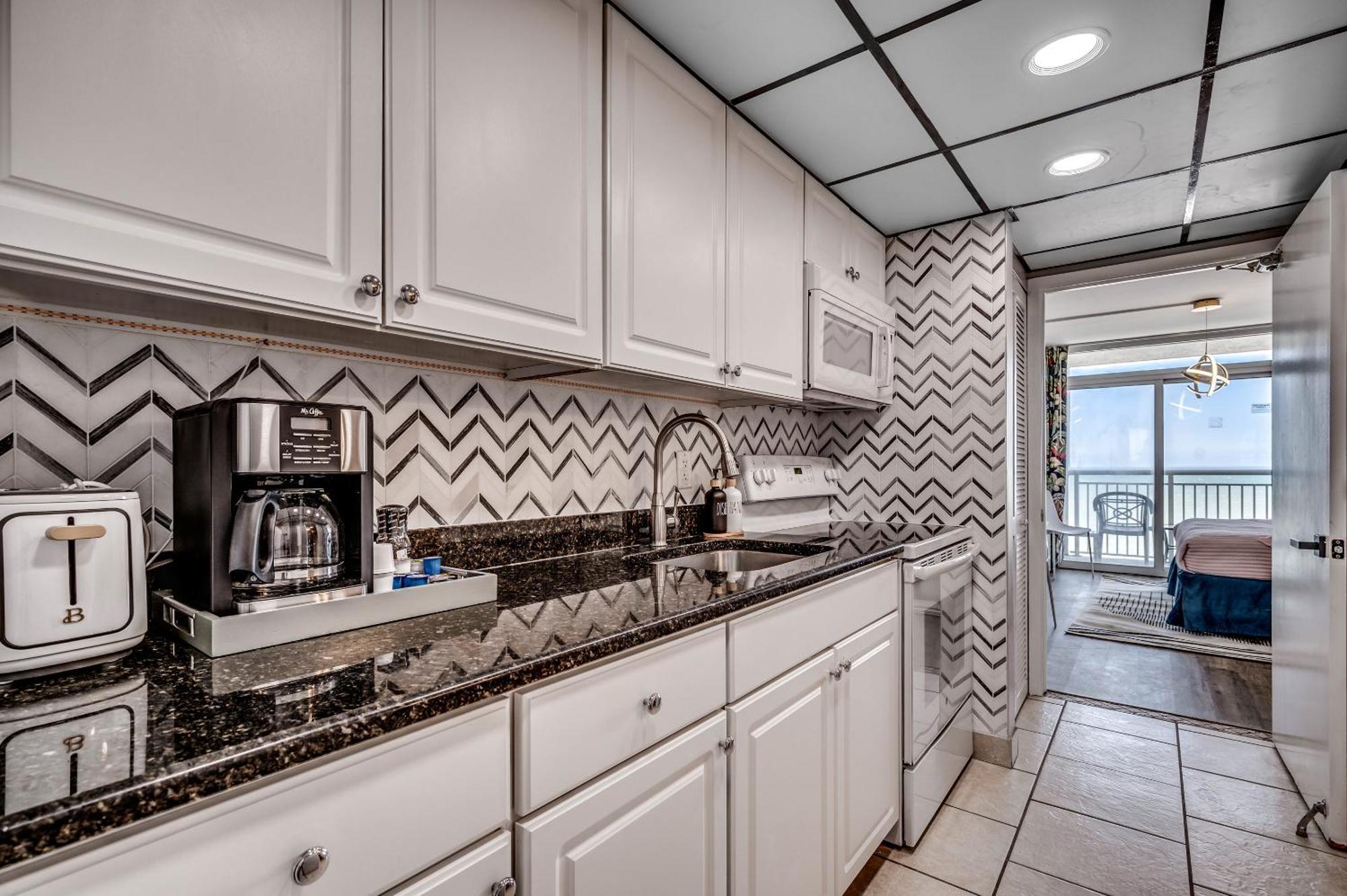 Dream Vacation Home, Direct Ocean Front At Downtown On The 14th Floor Apartment