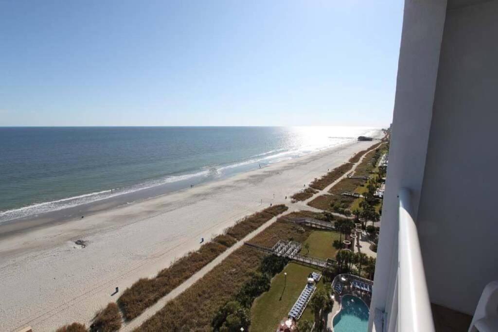 Apartment Dream Vacation Home, Direct Ocean Front At Downtown On The 14th Floor