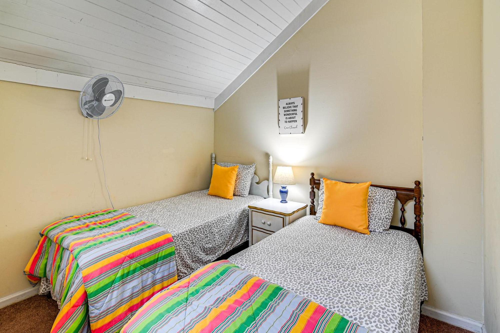 Bohemian Retreat - 2 Blocks To Ocean! * Myrtle Beach