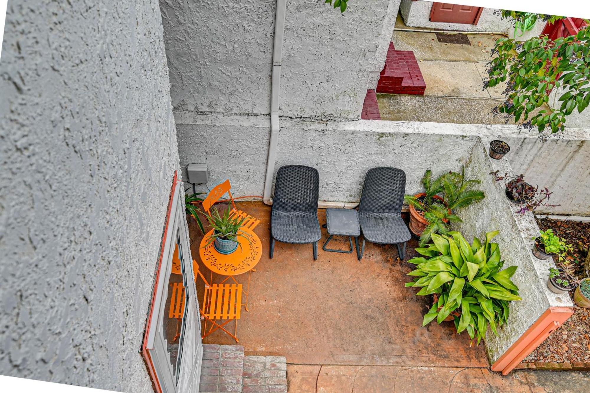 Bohemian Retreat - 2 Blocks To Ocean! Holiday home *