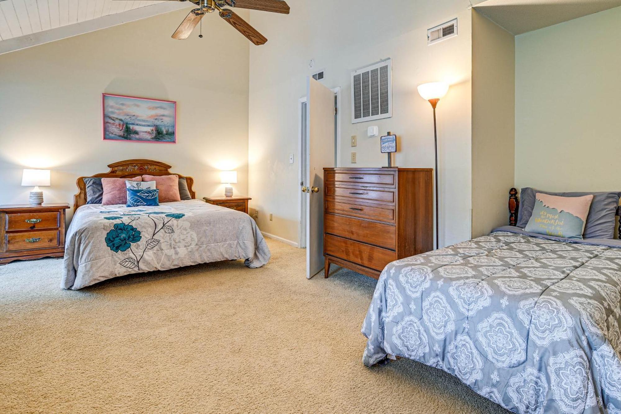 Bohemian Retreat - 2 Blocks To Ocean!