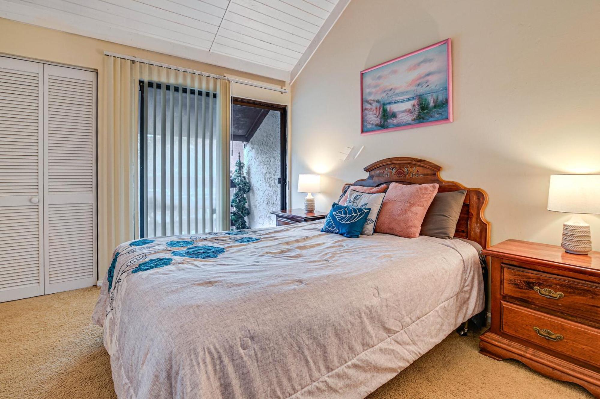 Holiday home Bohemian Retreat - 2 Blocks To Ocean! *
