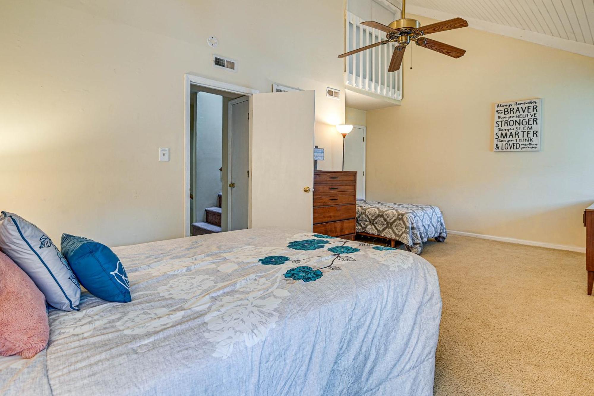 Bohemian Retreat - 2 Blocks To Ocean! *