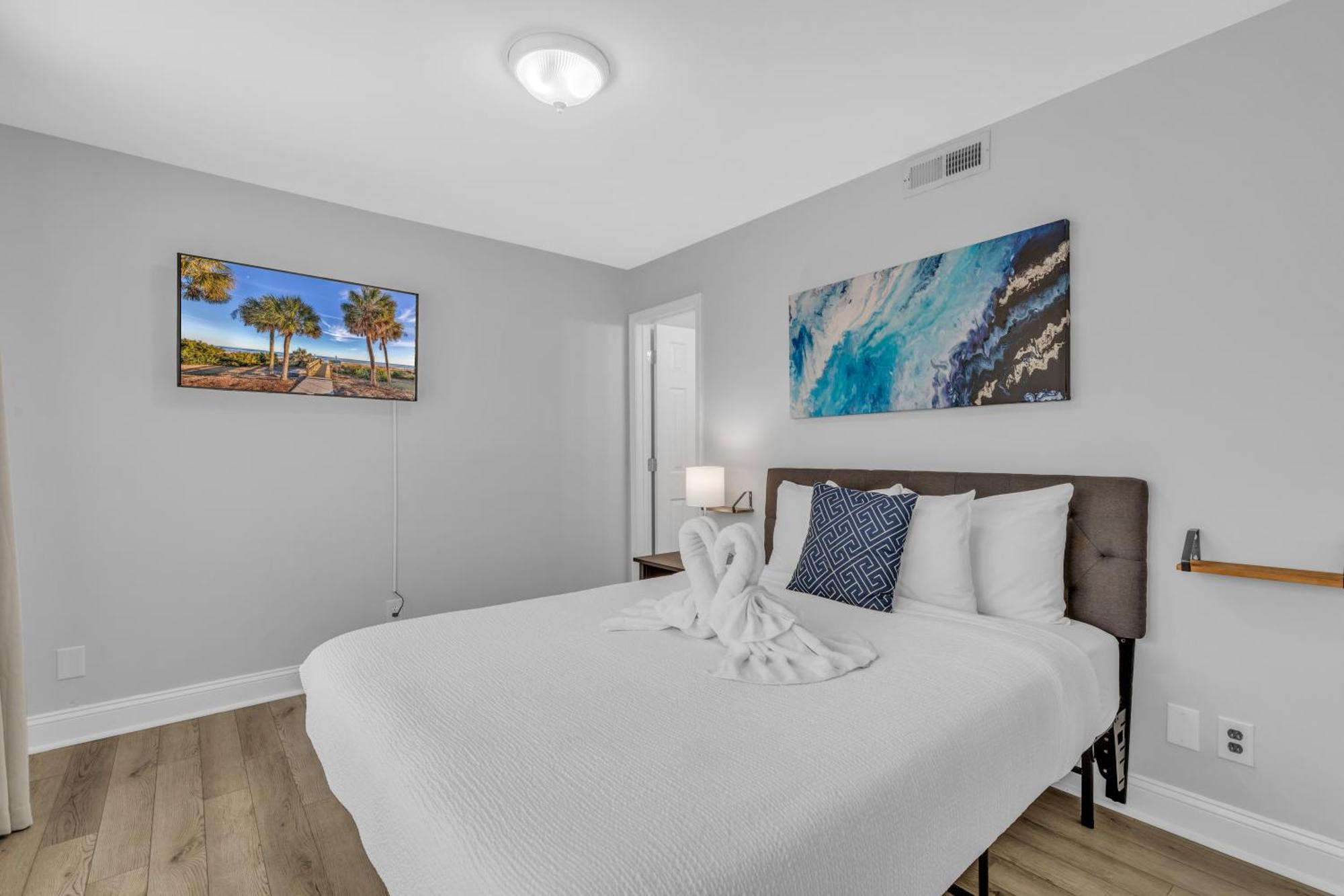 Island Palms Apartment
