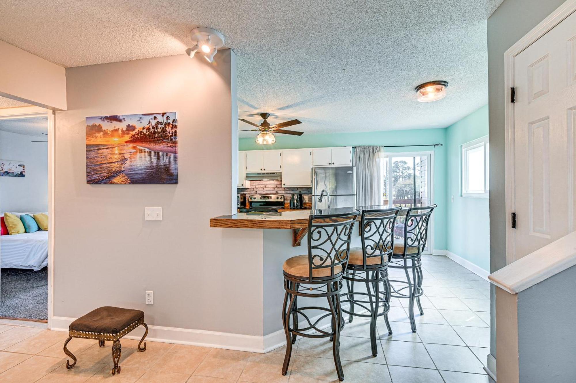 Surfside With Balconies 1 Mi To Ocean! Apartment *