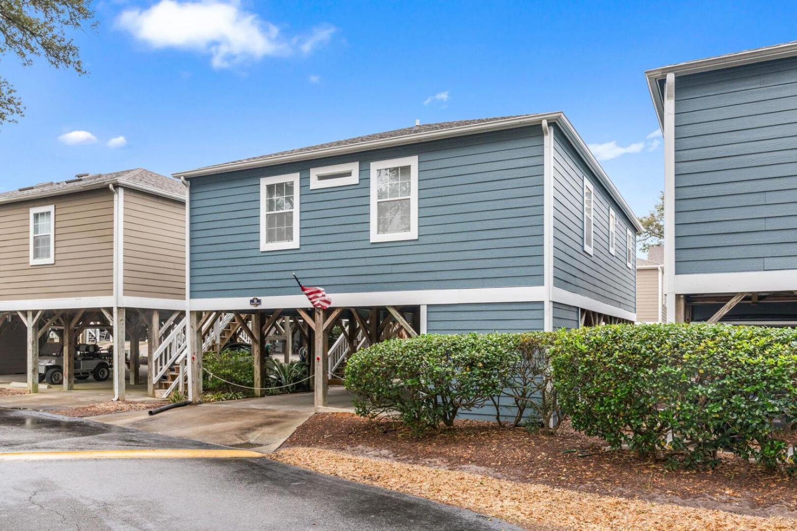 Two Bedroom House With Community Pool! Walk To The Beach! 299 Arrowhead Road Holiday home Myrtle Beach