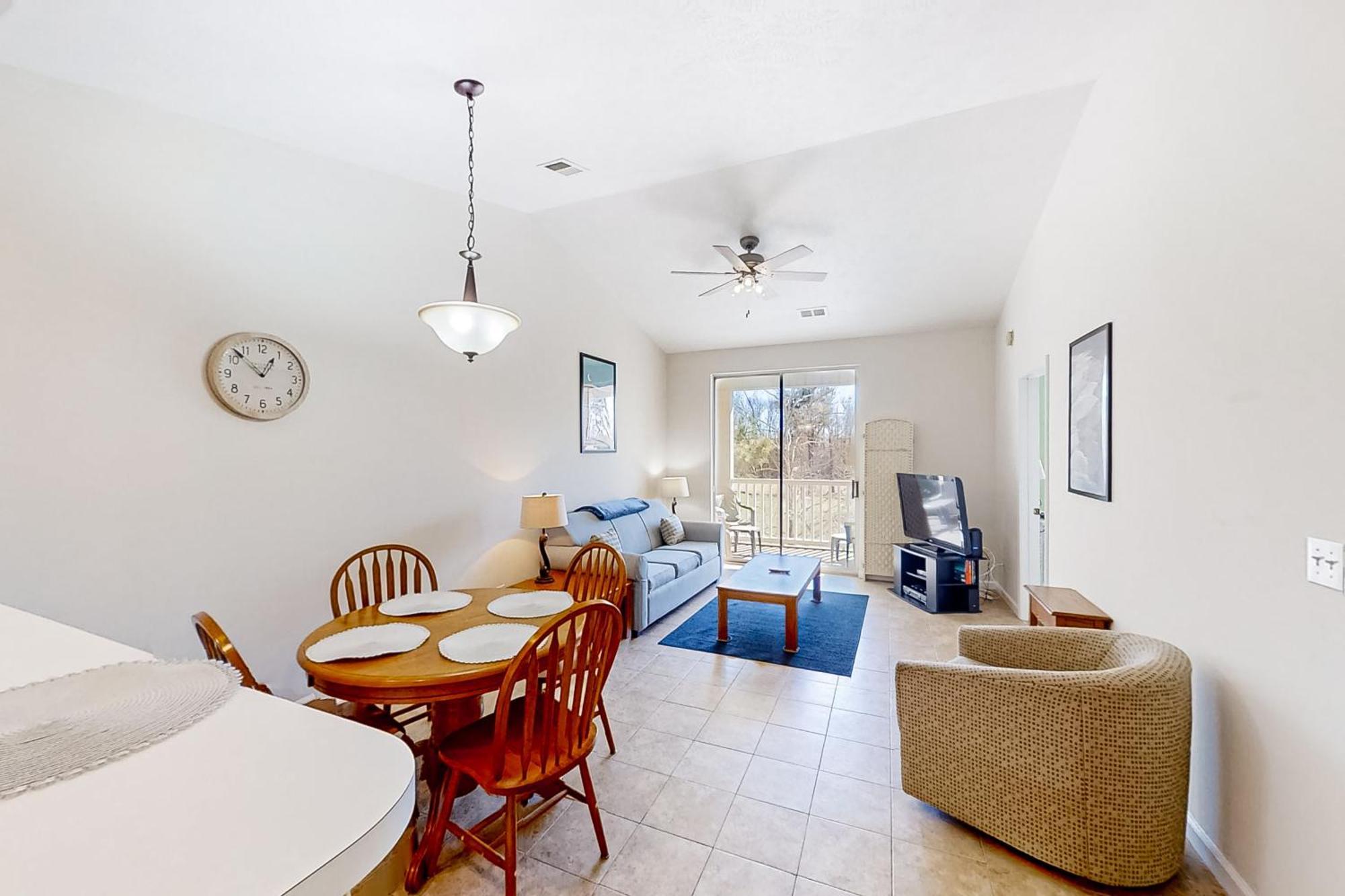 River Oaks 61m *