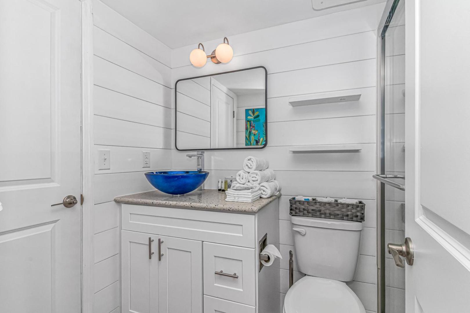 Beachy First-floor -1 Bed 1 Bath - Myrtle 4102 *