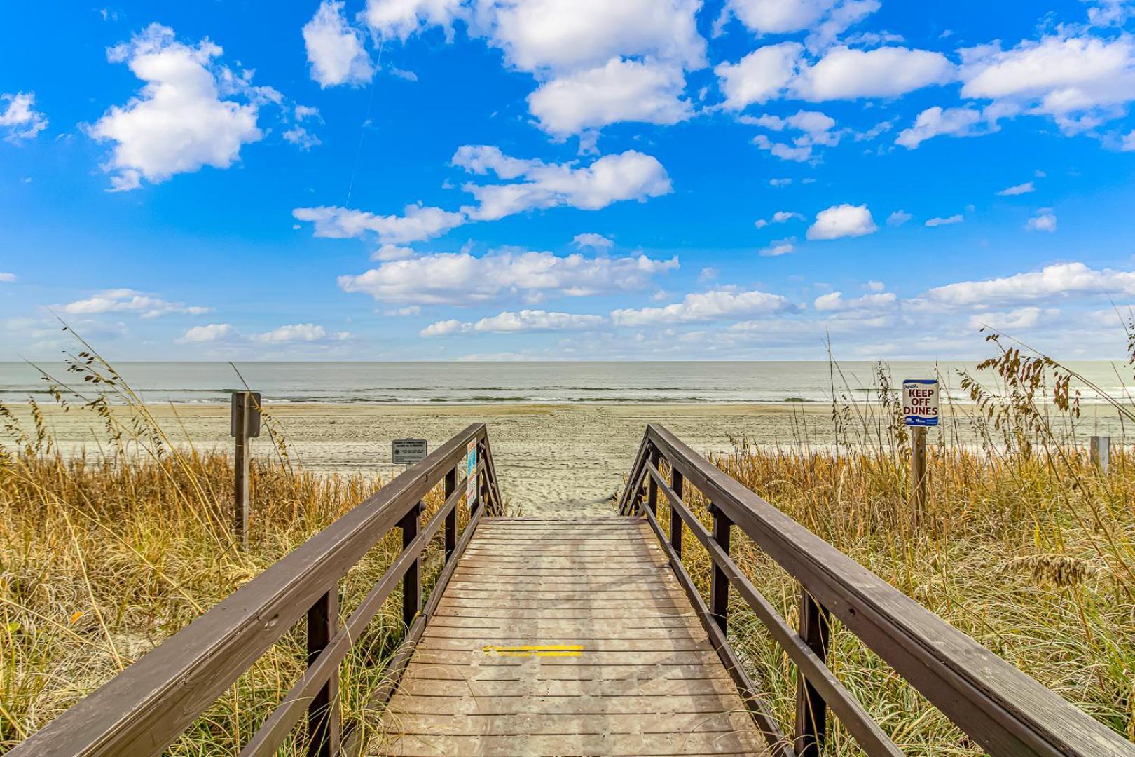 Beachy First-floor -1 Bed 1 Bath - Myrtle 4102 *