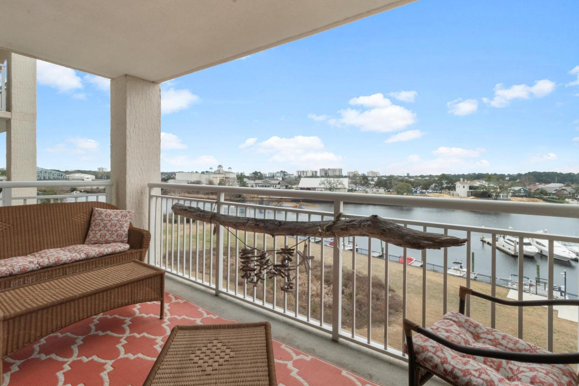 Apartment Yacht Club #2-504