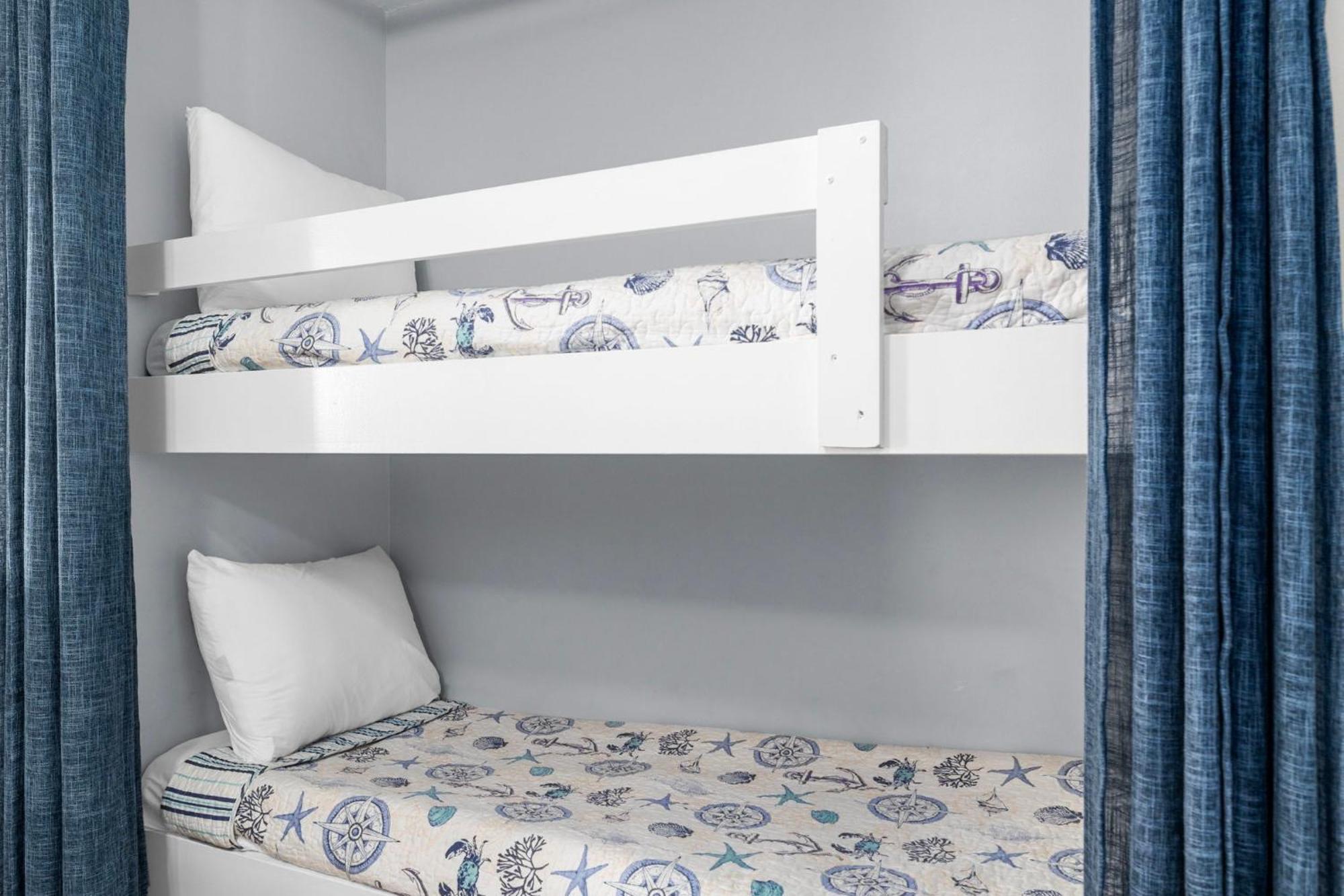 Apartment Discover Serenity In Oceanview *