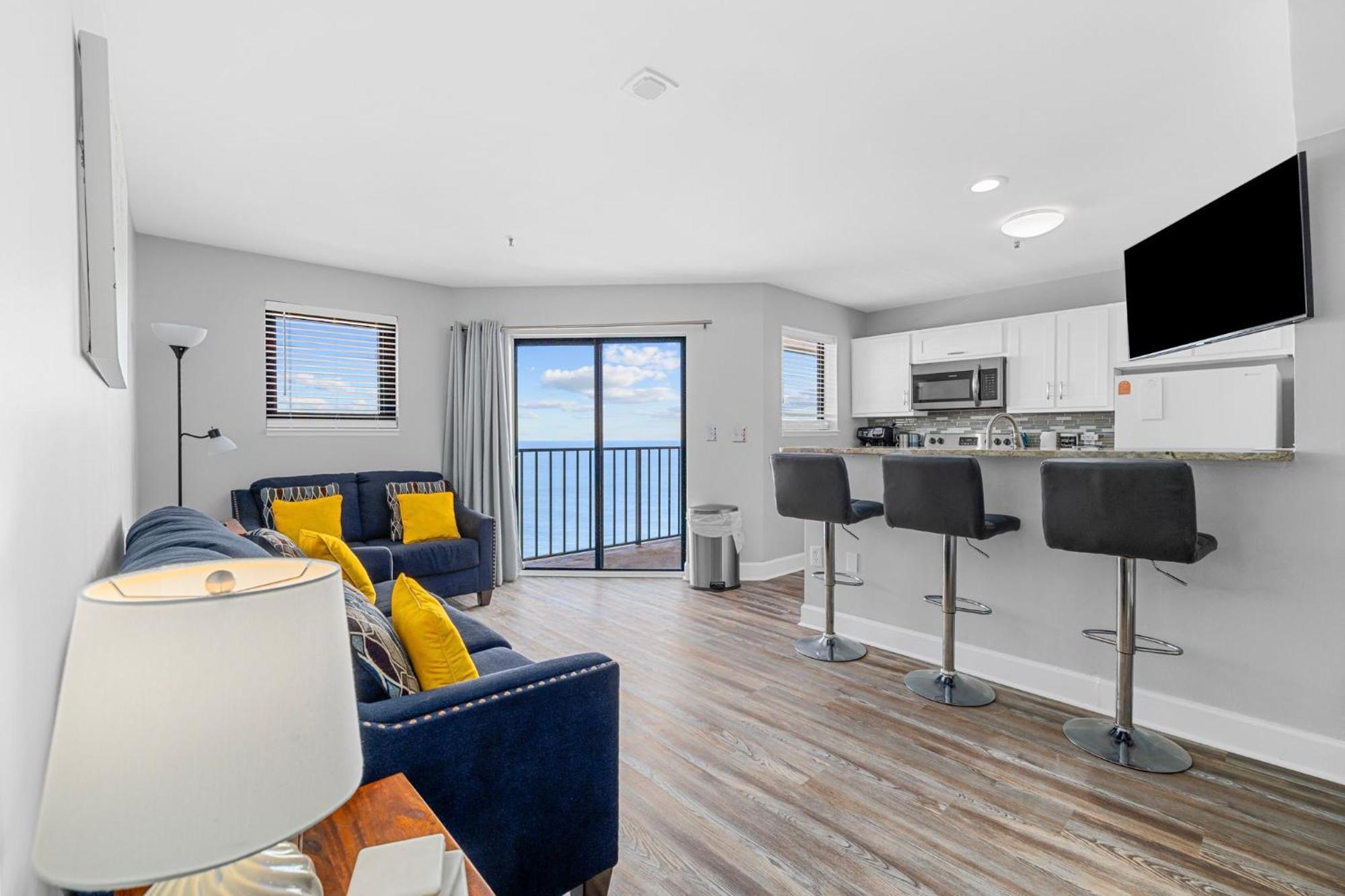 Beautiful 2br Penthouse With Amazing Views Apartment