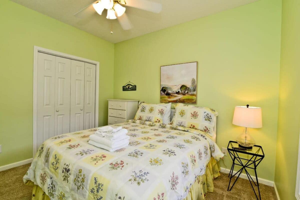 Cherry Grove Close To W Pool *