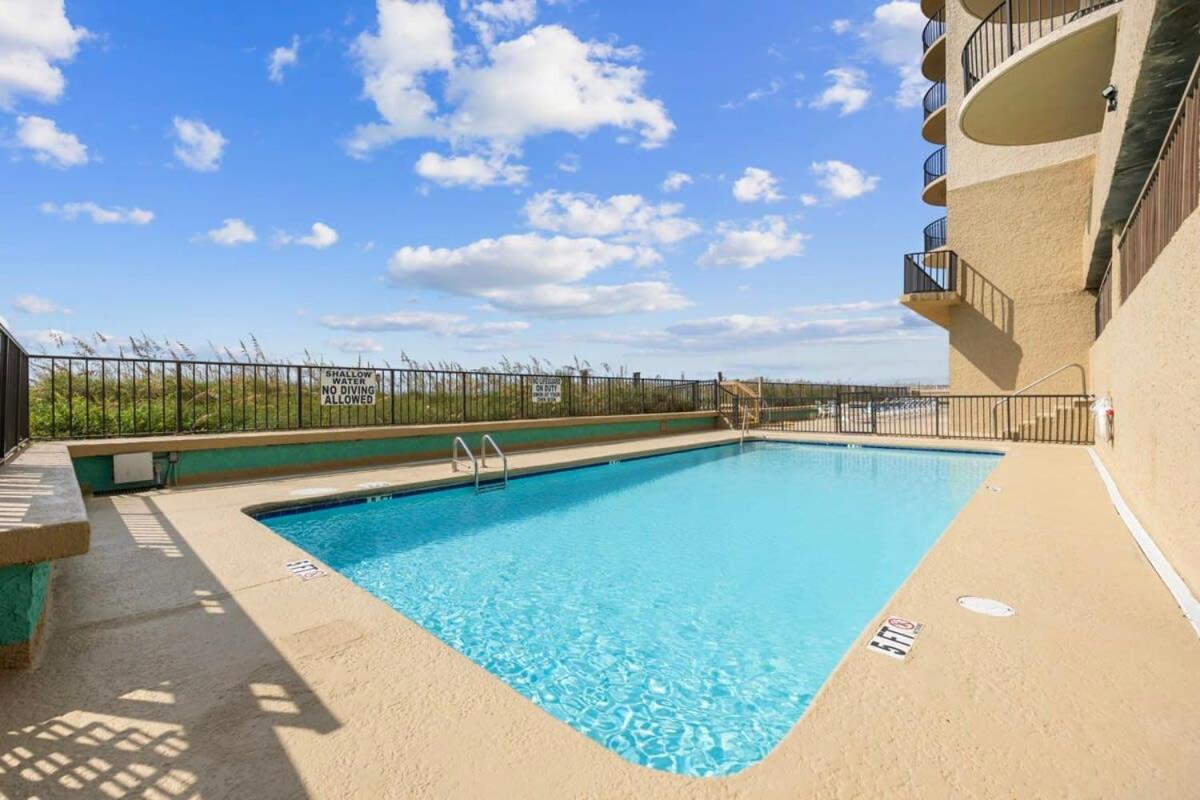 Beachfront Breeze At The Sea Castle Holiday home Myrtle Beach