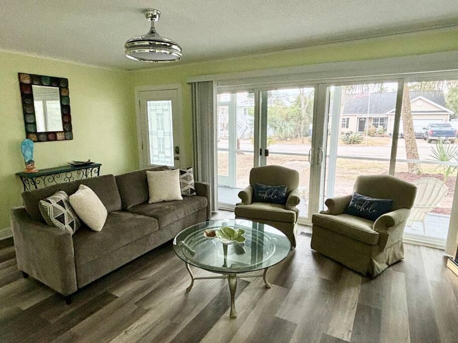 Charming Coastal Retreat Pets Are Welcome Myrtle Beach