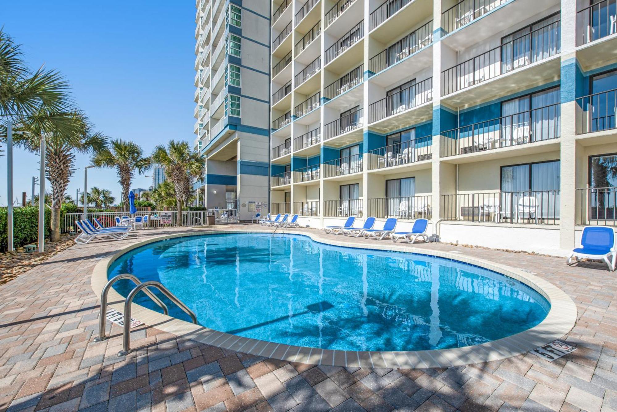 Stylish Oceanview Getaway Modern 1br At Carolinian Resort